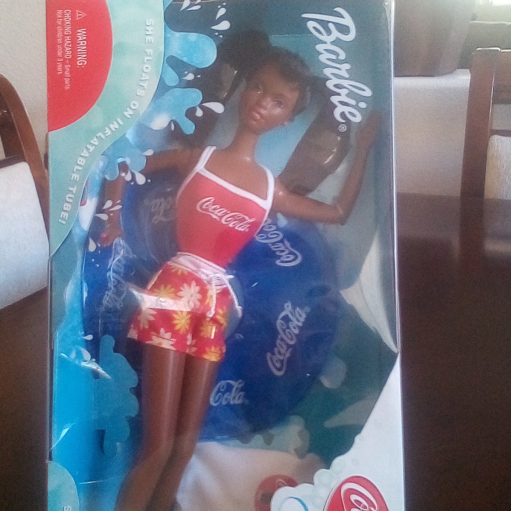 Barbie Coca-Cola splash
